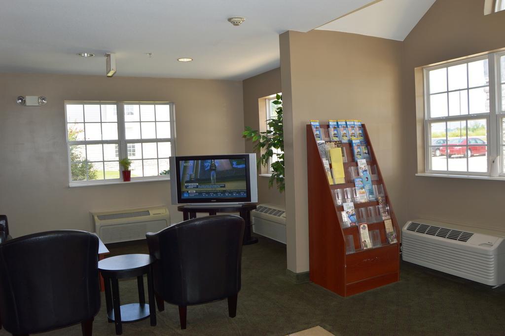 Microtel Inn And Suites By Wyndham Miami Ok Экстерьер фото